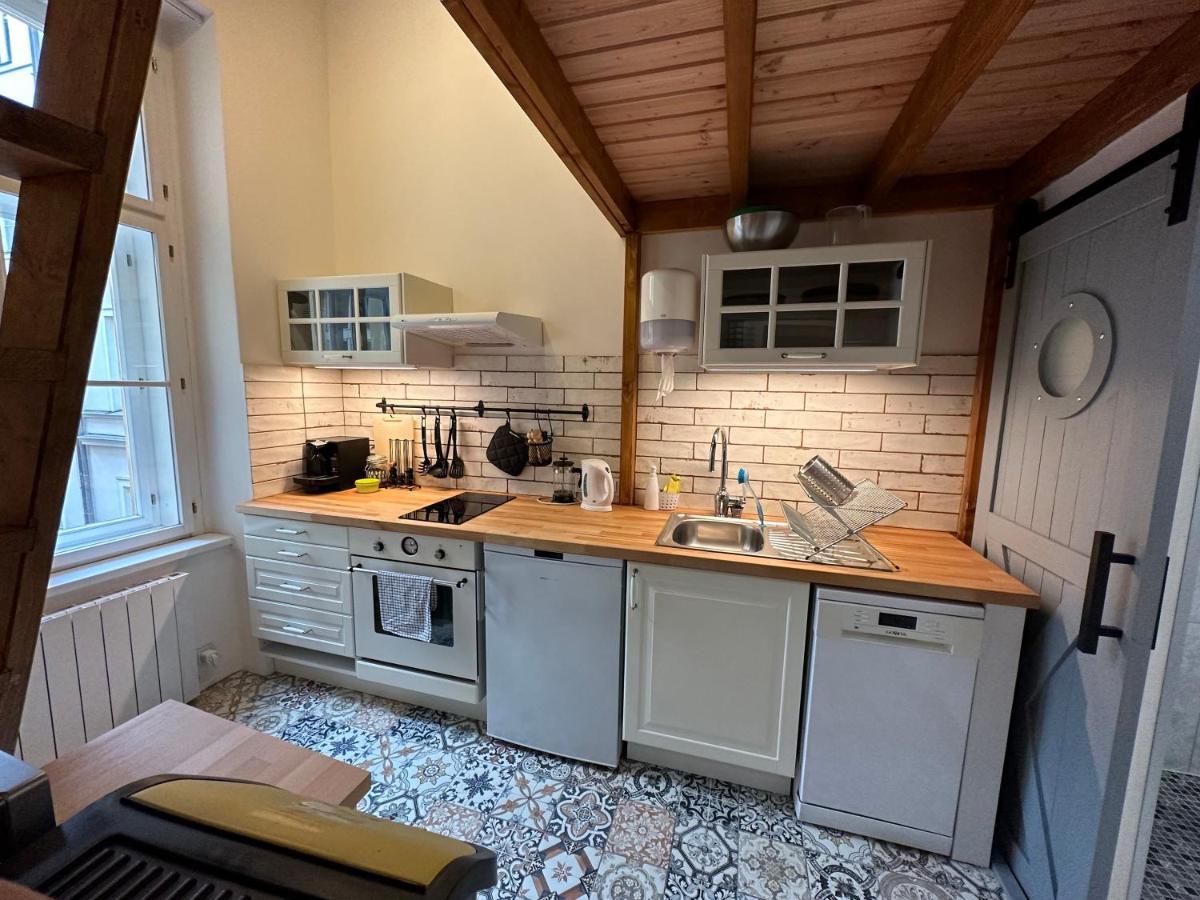 Cozy New Loft Apartment Прага Экстерьер фото
