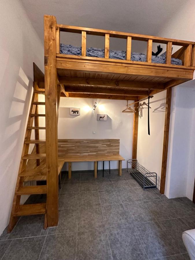 Cozy New Loft Apartment Прага Экстерьер фото