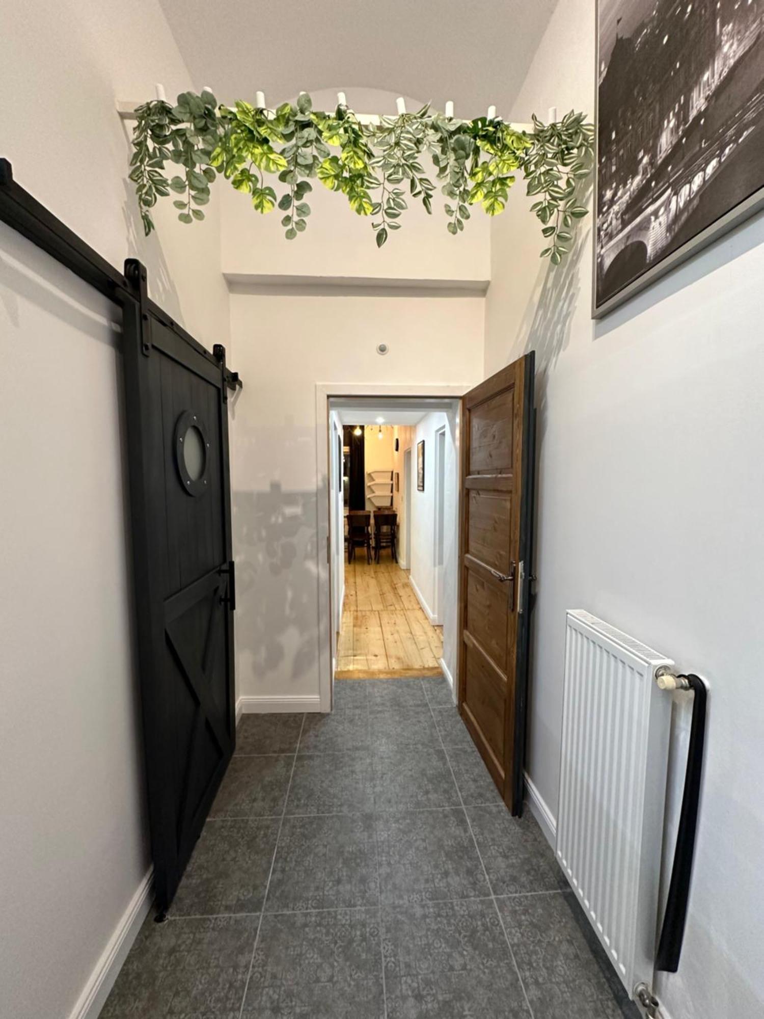 Cozy New Loft Apartment Прага Экстерьер фото