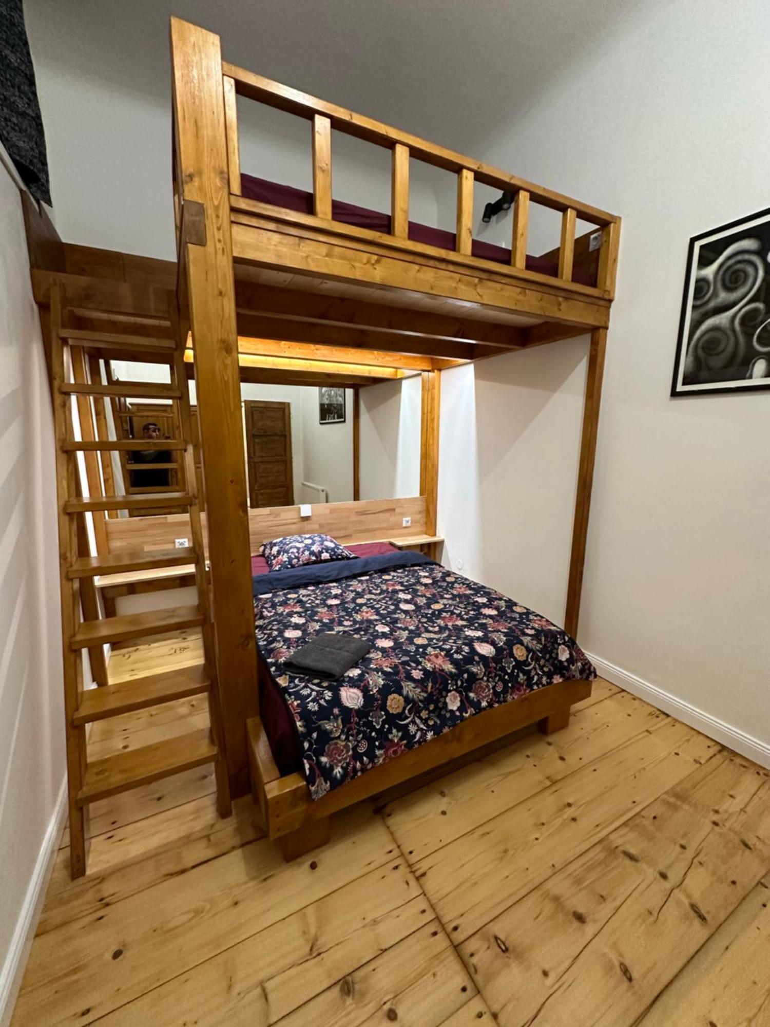 Cozy New Loft Apartment Прага Экстерьер фото