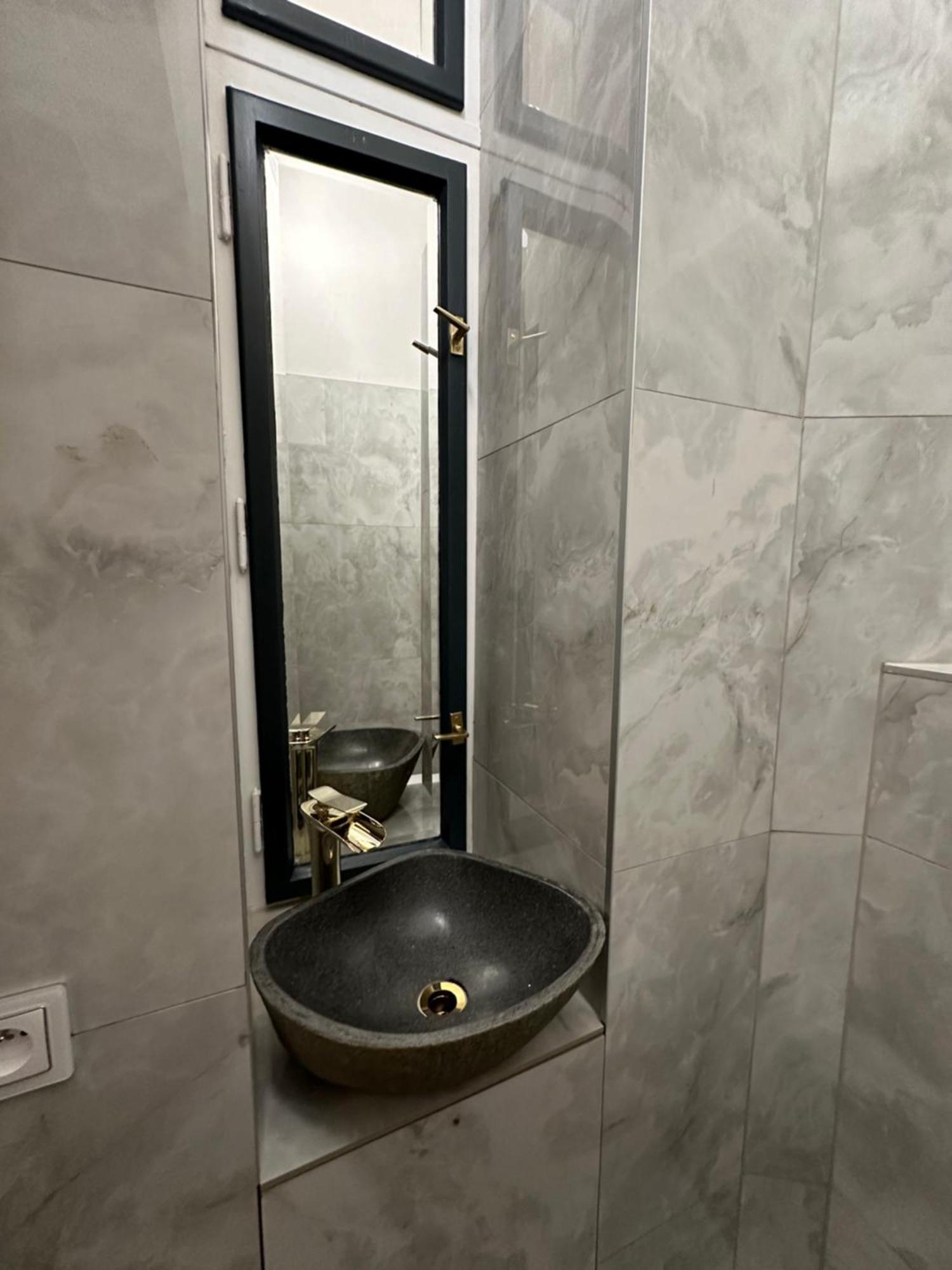 Cozy New Loft Apartment Прага Экстерьер фото