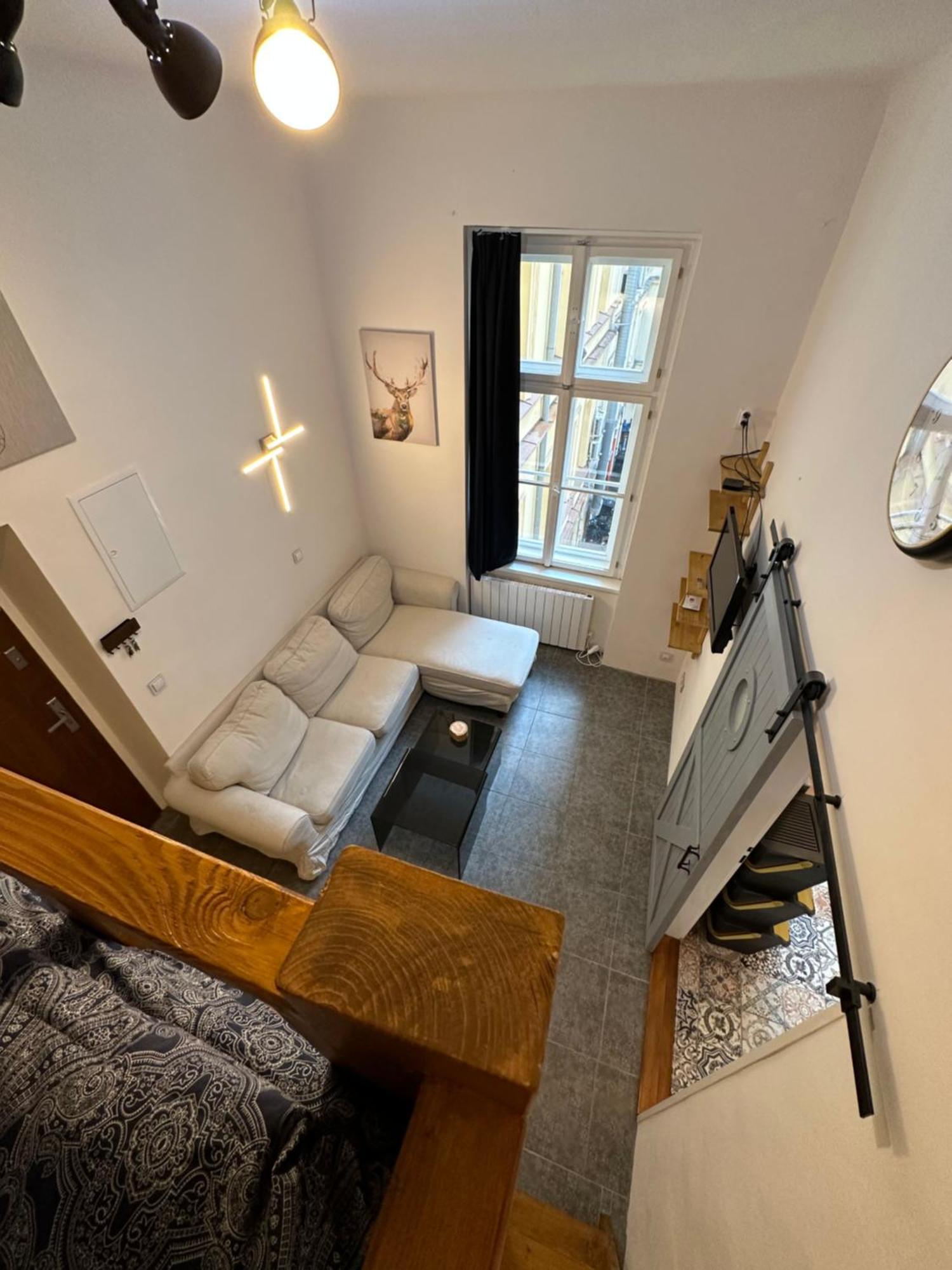 Cozy New Loft Apartment Прага Экстерьер фото